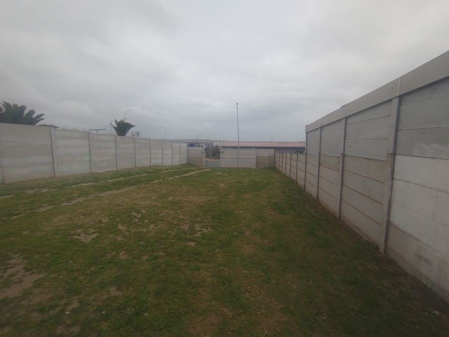 To Let 1 Bedroom Property for Rent in Vredenburg Western Cape